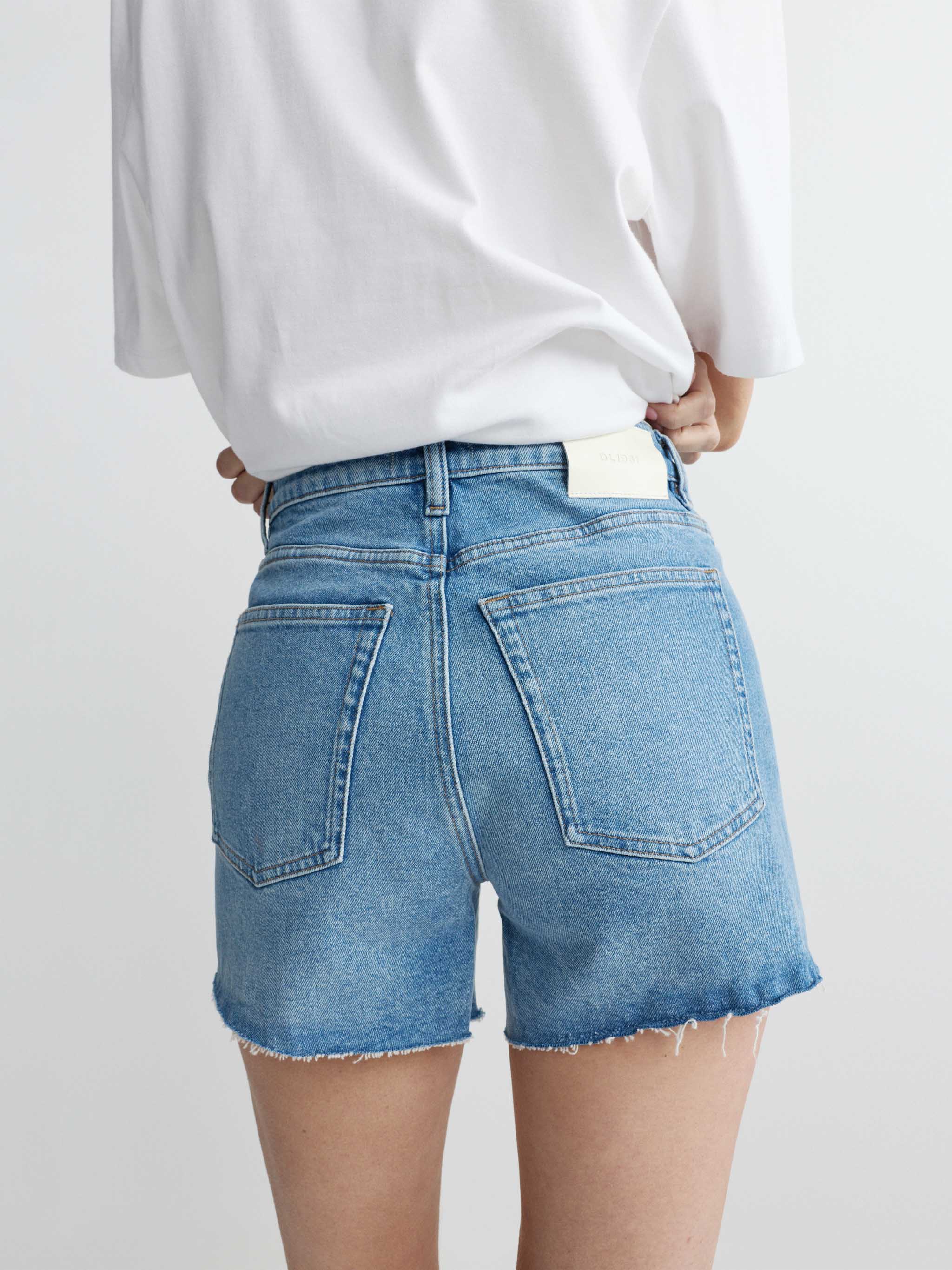 Zoie Short 4.5"