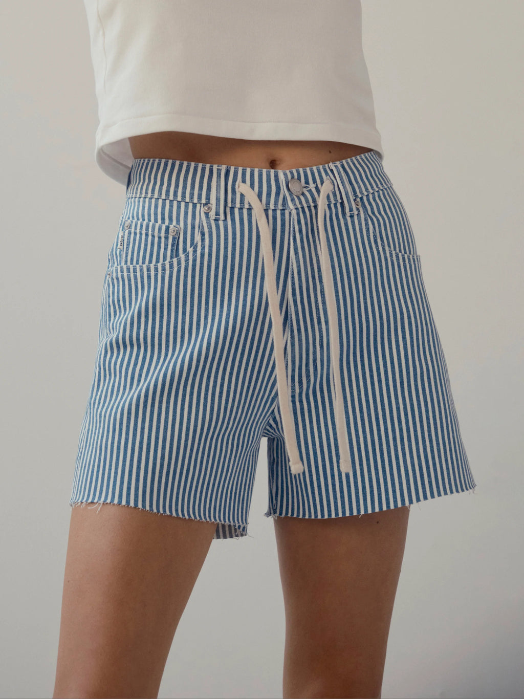 Taylor Relaxed Jean Short High Rise 3"