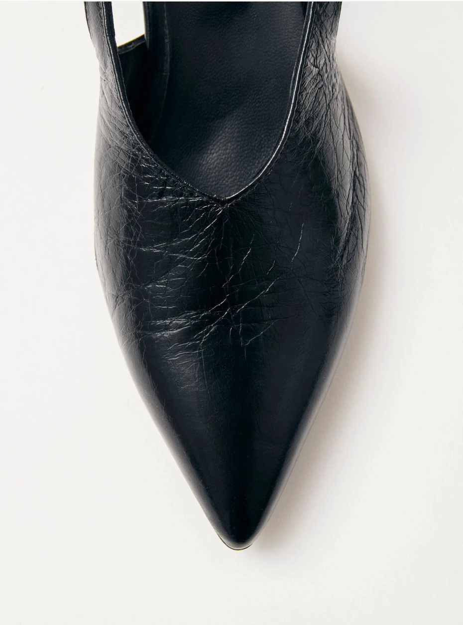 Eros Black Leather Pumps