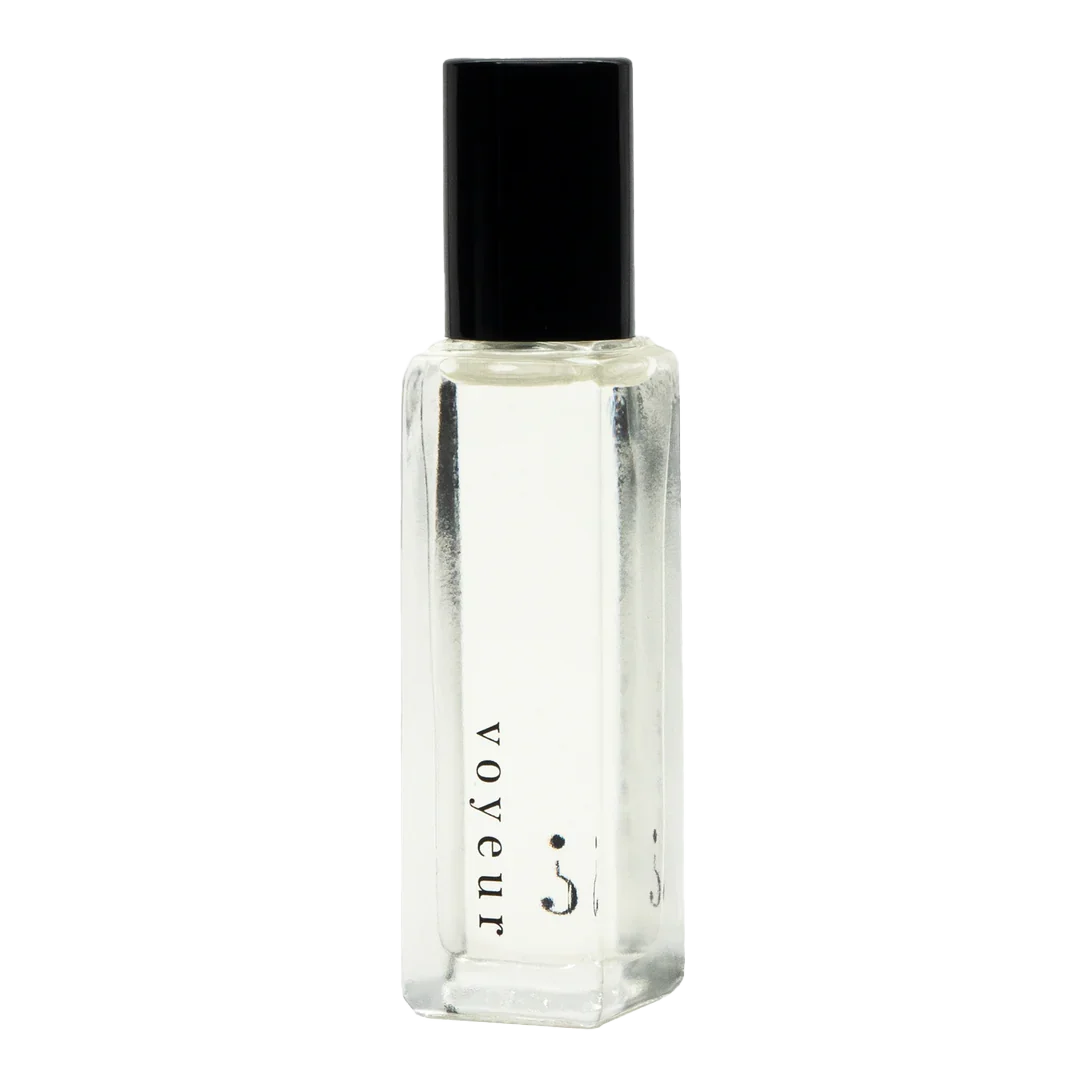 Voyeur Roll-On