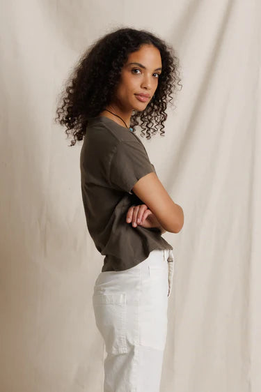 Alanis Tee