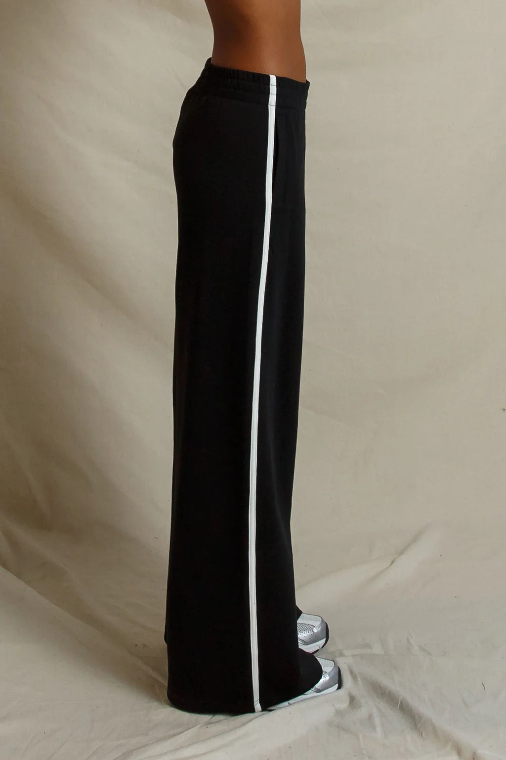 Mikos Pant