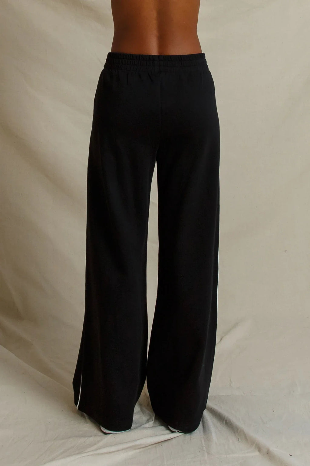 Mikos Pant
